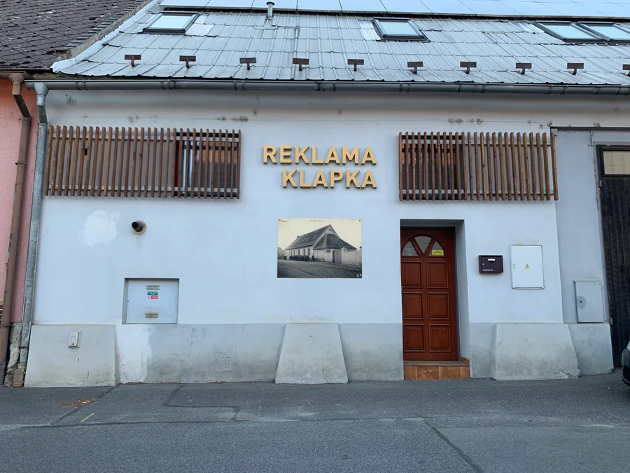 Sídlo a vlastní výroba Reklama Klapka v České Lípě